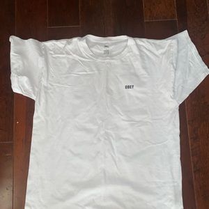 Men’s White Obey Graphic Tee SZ L
